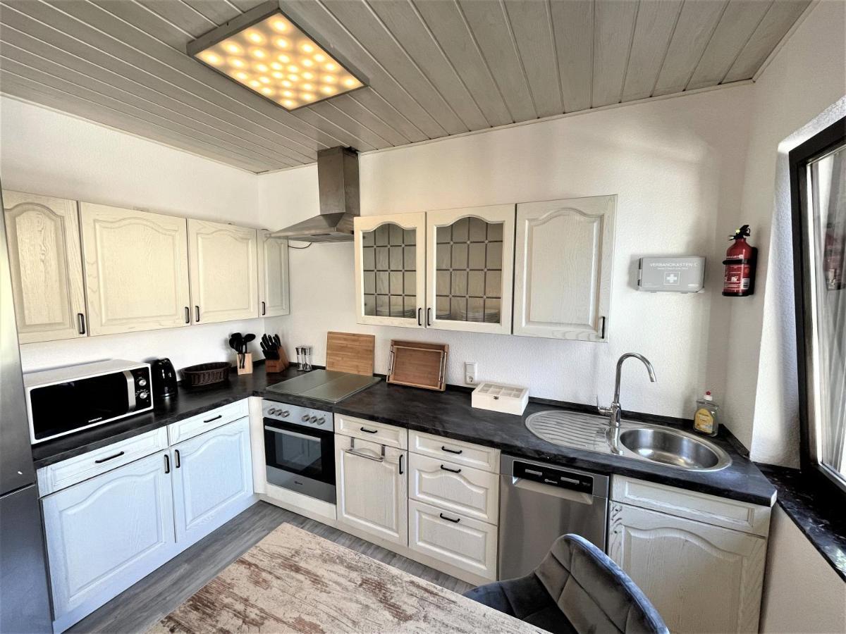 Appartement Traumaussicht Kamin Balkon Burgblick 65 Zoll Tv Netflix Sky Joyn Lindenplatz à Bullay Extérieur photo